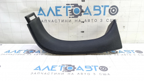 Обшивка дверей багажника права Toyota Rav4 13-18 чорна, подряпини, затертість