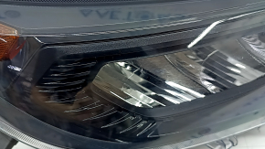 Фара передняя правая Toyota Rav4 22-24 LED, черная, Hybrid LE, USA built, царапины