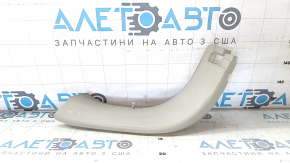 Обшивка дверей багажника ліва Nissan Leaf 13-17 сіра, подряпини, побілів пластик
