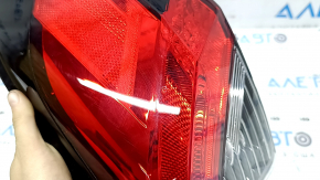 Фонарь внешний крыло правый Toyota Rav4 19-25 с боковым диодом, царапины