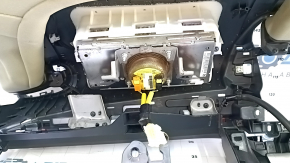 Торпедо передняя панель с AIRBAG Toyota Prius 50 16-22 черная, трещины в креплениях