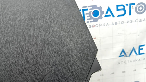 Накладка центральной консоли нижняя правая Toyota Rav4 19-25 черная, царапины