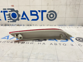 Отражатель заднего бампера левый Toyota Camry v70 18-24