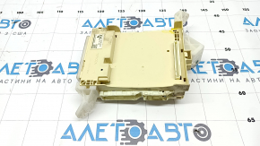 Блок запобіжників подторпедный Toyota Camry v50 2.5 12-14 usa