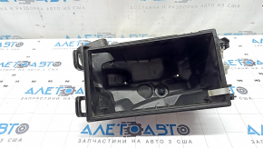 Нижня кришка корпусу повітряного фільтра Toyota Rav4 21-25 hybrid, USA built
