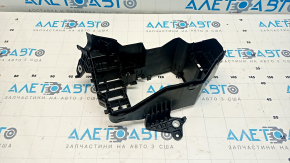 Корпус блоку запобіжників підкапотний Lexus RX350 16-22