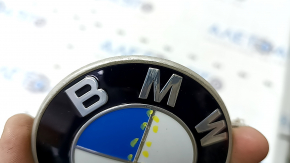 Эмблема логотип BMW двери багажника BMW X3 G01 18-24 царапины