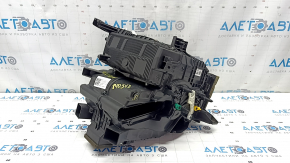 Корпус печки голый кондиционер Kia Niro 23-26 HEV под обдув заднего ряда, сломано крепление