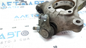 Цапфа передняя правая Lexus CT200h 11-17 c шаровой