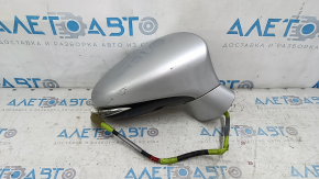 Зеркало боковое правое Lexus CT200h 2011-2013, серебристое, с дефектами на фишке.