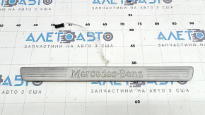 Накладка порога зовнішня передня ліва Mercedes W167 GLE 350 450 20-26 хром з підсвічуванням, подряпини, вм'ятина