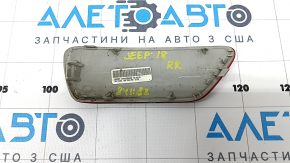Отражатель задний правый Jeep Grand Cherokee WK2 11-22 потерт
