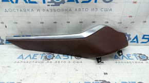 Накладка центральної консолі права Toyota Venza 21-24 шкіра, коричнева, подряпини, надламані кріплення