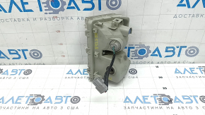 Поворотник правый Toyota Prius 30 13-15 рест, песок, трещина