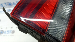 Фонарь внутренний дверь багажника правый Alfa Romeo Stelvio 18-22 царапины, пятно