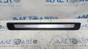 Накладка порога внешняя передняя правая Audi Q5 80A 18-24 черная с хромом, царапины