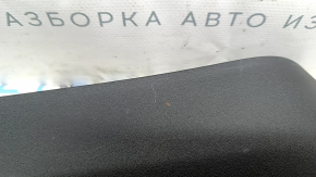 Накладка центральной консоли боковая левая Volkswagen ID.4 21-23 черная, царапины