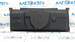 Пол багажника автомобиля BMW X5 F15 2014-2018, видно состояние детали.