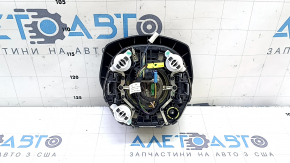 Вид изнутри подушки безопасности airbag для BMW 3 F30, с заметными повреждениями крепления.