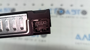 USB Hub Audi Q8 19-26 2 USB