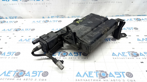 Каністра з вугіллям абсорбер Toyota Prius 30 10-15