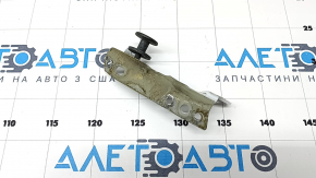 Петля капота правая Jeep Grand Cherokee WK2 11-21 нижняя часть, изогнута