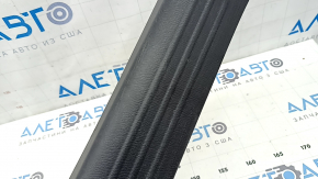 Накладка порога передняя правая Mazda CX-5 17-25 черн, царапины