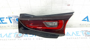 Фонарь внутренний дверь багажника правый Mazda CX-5 22-25 царапины