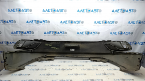 Спереди вид на бампер, имеются отверстия под парктроники, используется в автомобиле Volkswagen ID.4 21-22.