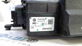 Фара передняя правая VW Jetta 19-24 в сборе LED, паутина