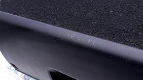 Обшивка батареи Toyota Prius V 15-17 черная, царапины