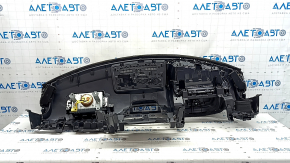 Торпедо передняя панель с AIRBAG Mazda CX-5 17-25 черная, с дефлектором, ржавый пиропатрон, потертости, под чистку