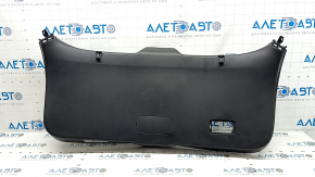 Обшивка дверей багажника нижня Mazda CX-5 17-24 чорна, подряпини, потерта