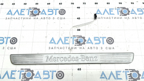 Накладка порога зовнішня передня ліва Mercedes W167 GLE 350 450 20-26 хром з підсвічуванням, подряпини, контакт з водою, робоча