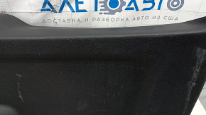 Обшивка дверей багажника нижня Mercedes W167 GLE 350 450 20-26 чорна, верхня частина, подряпини, потерта, вм'ятини, побілів пластик