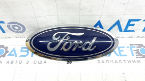 Емблема решітки радіатора grill Ford Escape MK4 23-26 поліз хром, подряпини