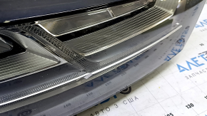 Фара передняя правая в сборе Audi Q7 16-19 LED
