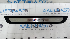 Накладка порога передня права зовнішня зовнішня BMW 3 G20 19-26 хром, напис M, подряпини