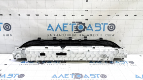 Щиток приборов Toyota Prius 50 19-20 AWD, 138к, царапины
