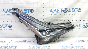 Фара передня права у зборі Toyota Prius 50 19-22 LED