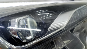 Фара передняя правая в сборе Toyota Prius 50 19-22 LED с AFS, без Auto Light, песок