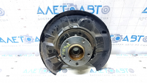 Цапфа зі ступицею задня права BMW 3 F30 12-18 з кожухом, AWD