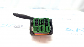 Фишка на блок ECU компьютер двигателя Audi Q8 19-20 3.0T MHEV зеленая