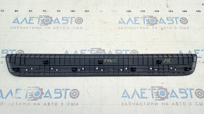 Крепление передней правой накладки порога автомобиля Kia EV6 2022-2026 с хромовой отделкой
