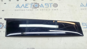 Накладка дверей збоку задня ліва Kia EV6 22-26 передня, подряпини, зламані кріплення