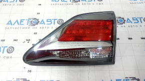 Фонарь внутренний крышка багажника правый Lexus RX450h 13-15 рест, скол