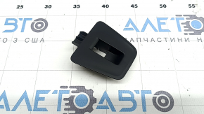 Накладка кнопки відкриття дверей багажника VW Tiguan 18-24 салонна, зламане кріплення