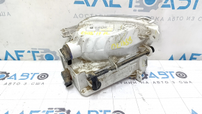 Поворотник левый Ford Escape MK3 17-19 рест белый с птф песок, царапины, сломано крепление