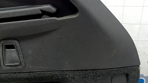 Обшивка арки правая Volvo XC90 16-25 под 3 ряд, с подстаканником, черная, с крюком, царапины