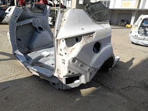Задняя правая четвёрть кузова Ford Escape MK3 13-19, вид с другого ракурса, минимальные следы эксплуатации
